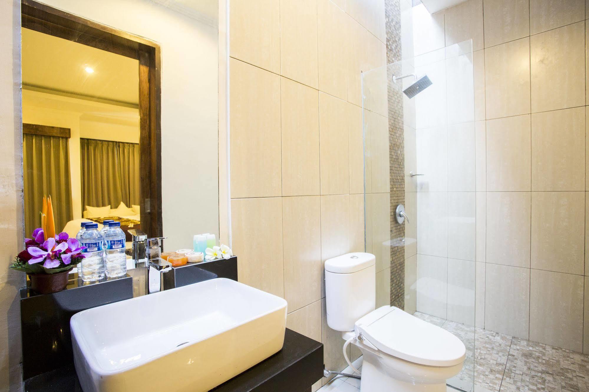 The Light Bali Villas Kerobokan Εξωτερικό φωτογραφία