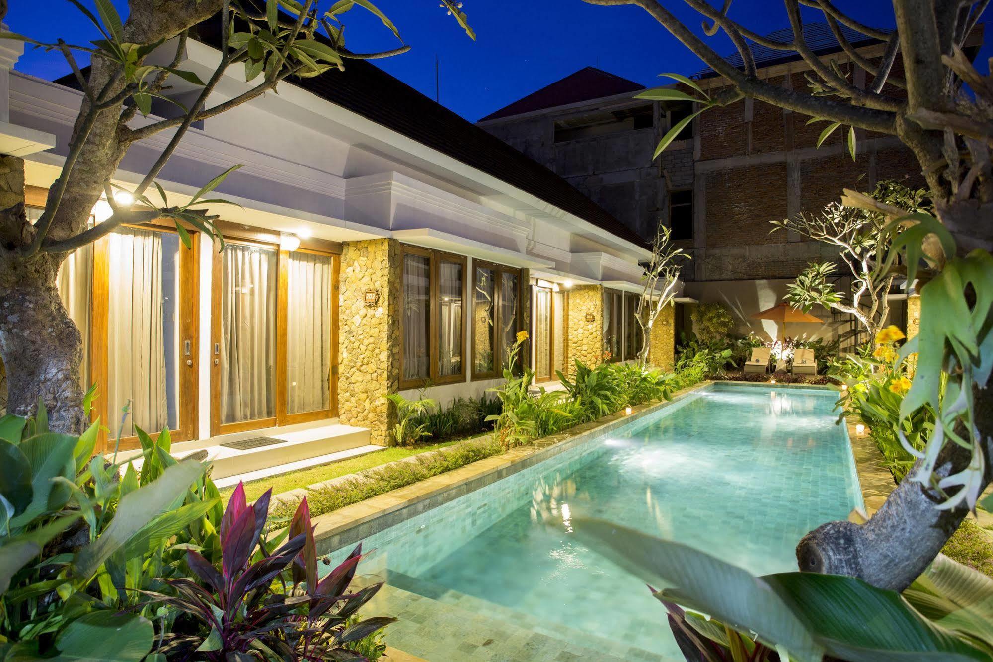 The Light Bali Villas Kerobokan Εξωτερικό φωτογραφία