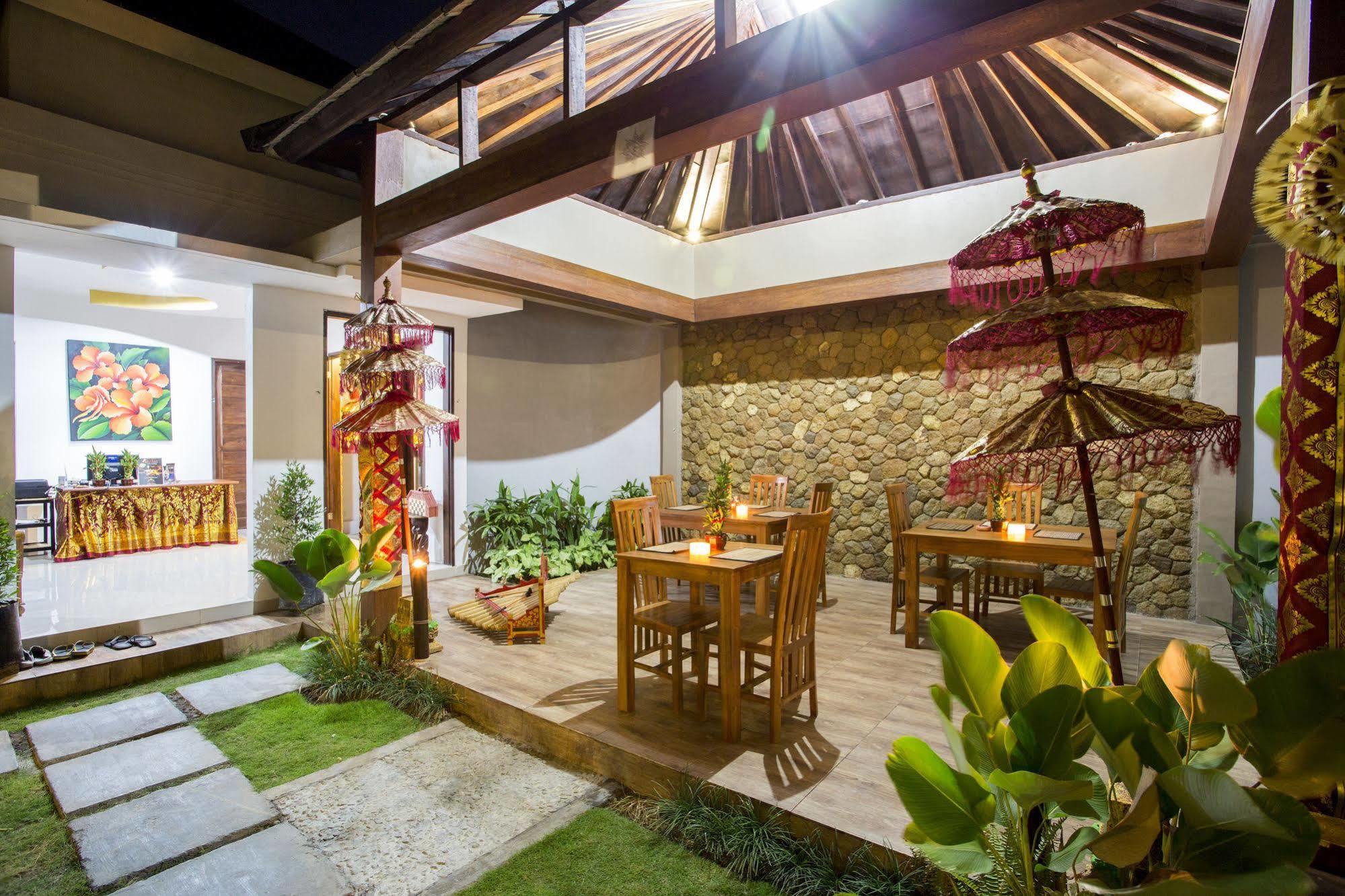The Light Bali Villas Kerobokan Εξωτερικό φωτογραφία